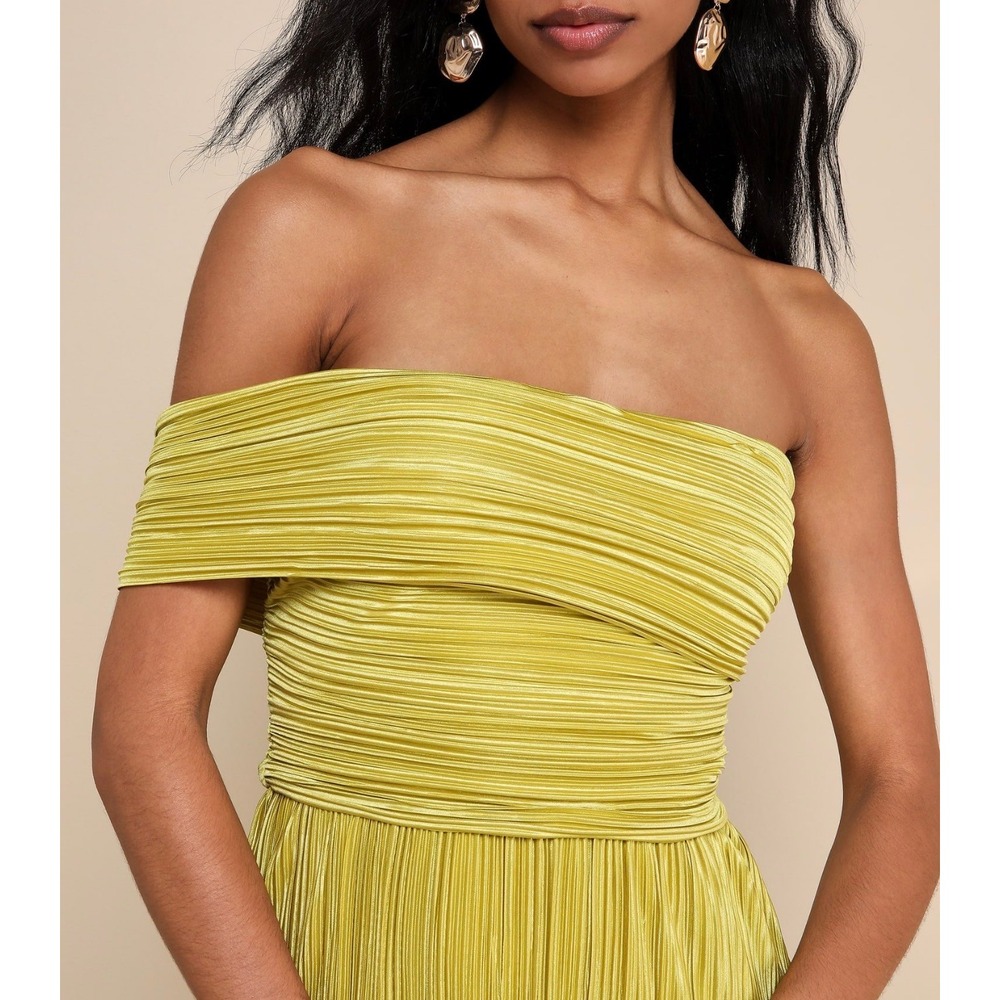 Lulus Poised Performance Chartreuse Plisse Pleated 1-Shoulder Maxi Dress S 2848